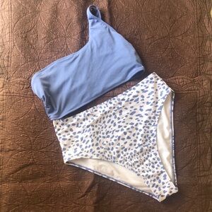 👙 women’s one shoulder swimsuit. SHEIN. Never worn. Size 1XL.